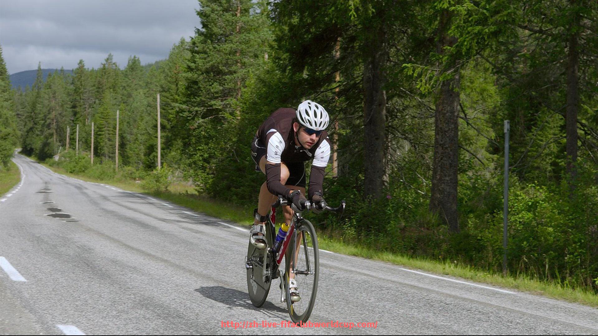 世俱杯直播-战术调整策略如何影响世俱杯关键比赛的走势？